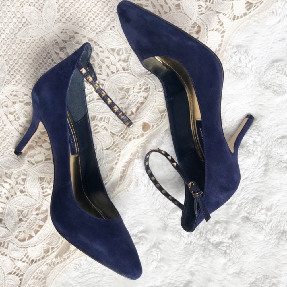 BCBG blue suede heels